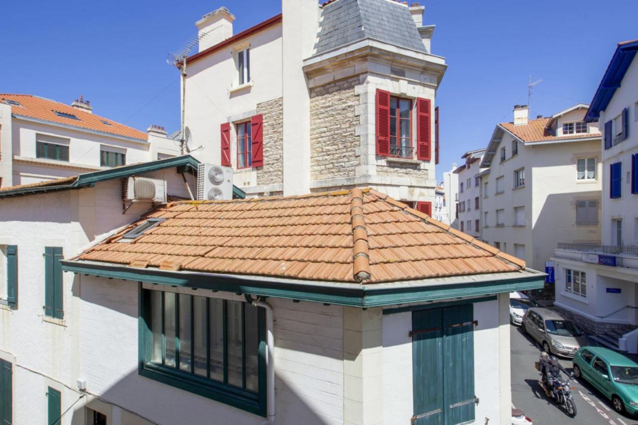 Studio Gaston - Welkeys Biarritz Exterior photo